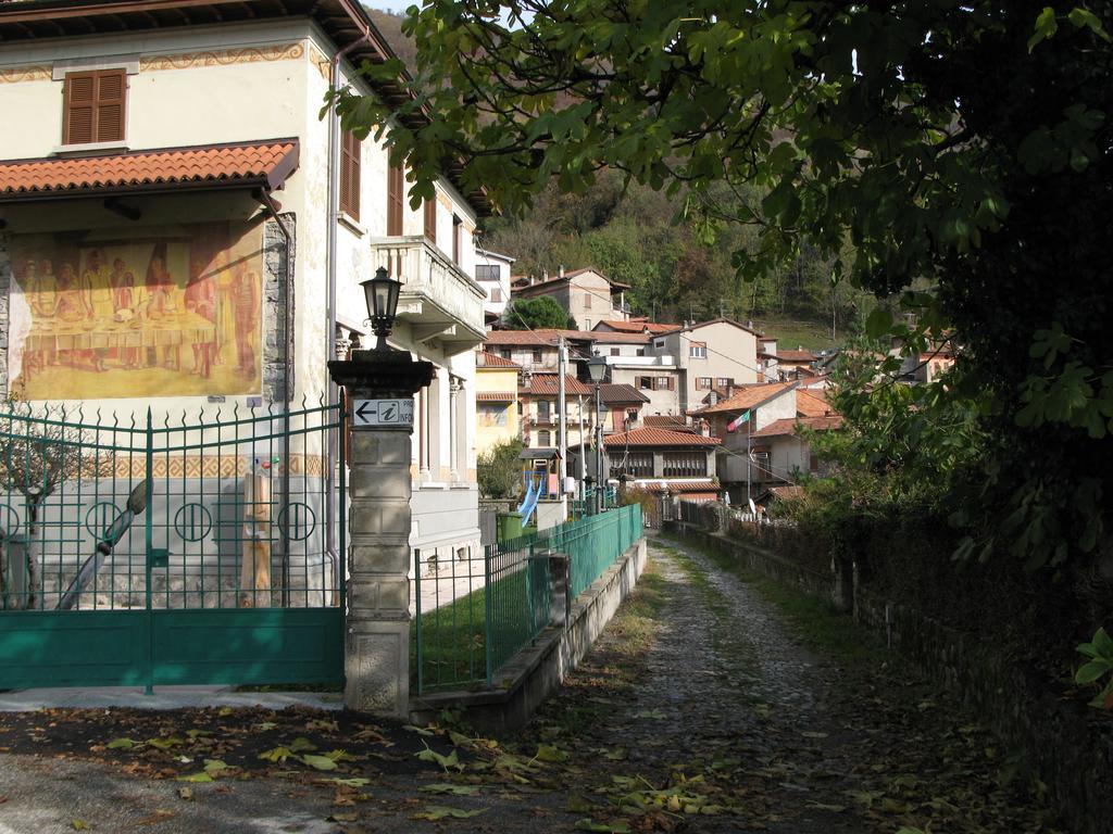 Locanda Del Pittore Arcumeggia Exterior photo