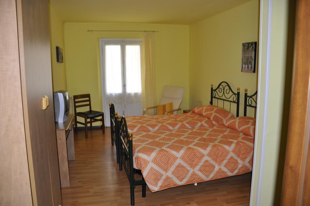 Locanda Del Pittore Arcumeggia Exterior photo